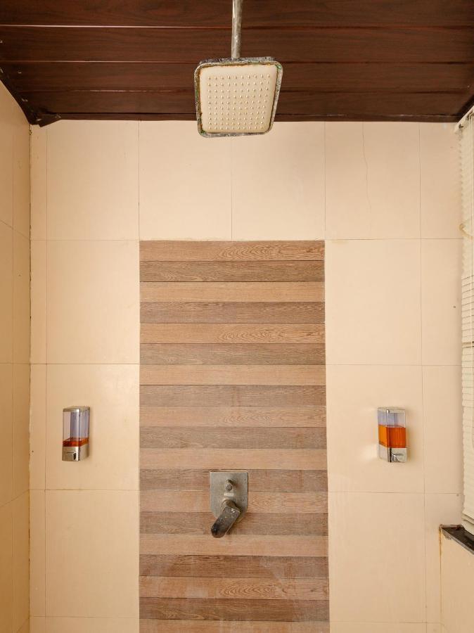 Hotel Aura - Near Malad Link Road Gorai Extérieur photo